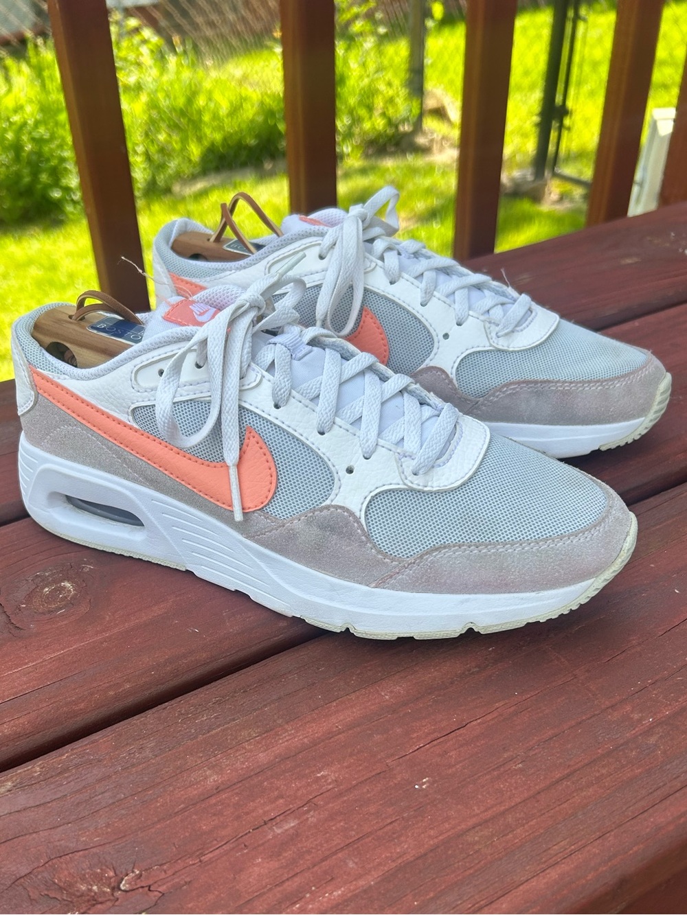 Nike Air Max SC Girl’s Shoe in White Crimson Bliss Size 5Y